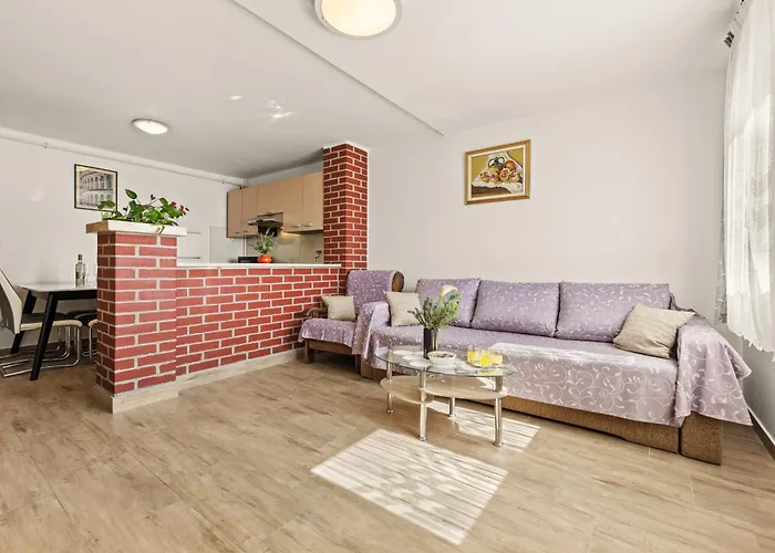 Karlo 604 Lejlighed Pula